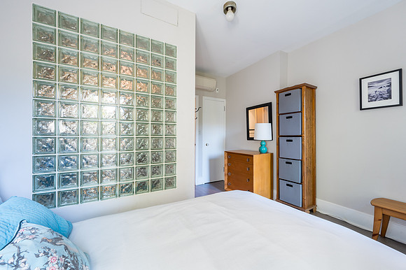 370 1-2 Pacific St-26.jpg