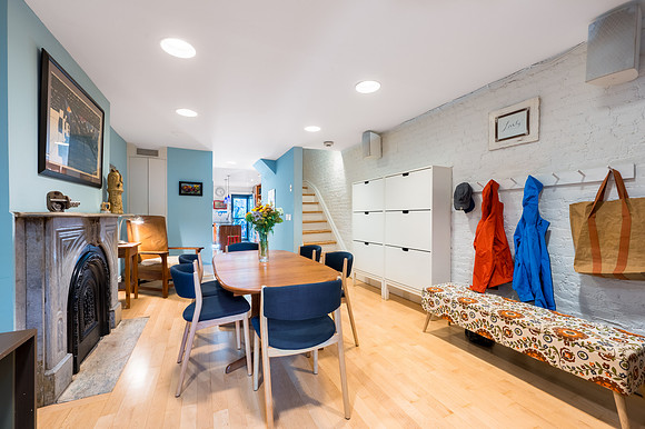 370 1-2 Pacific St-14.jpg